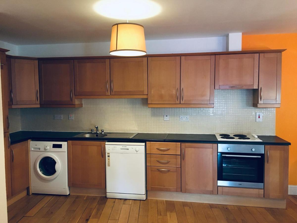 Apartment 8, Clifden Bay Apartments Экстерьер фото